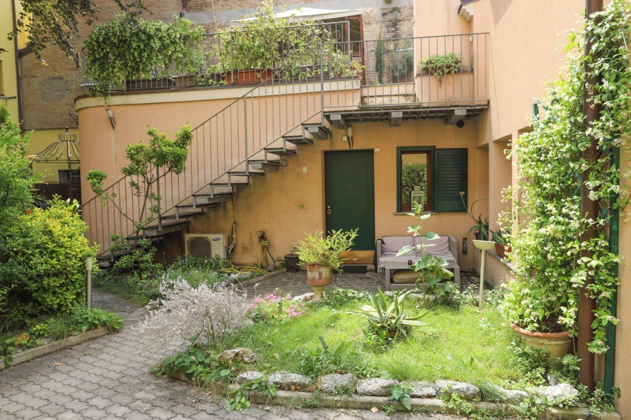 La Corte Del Pratello Bologna Luaran gambar